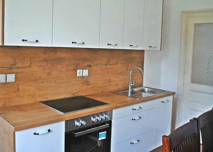 Winter Prestige מלון *