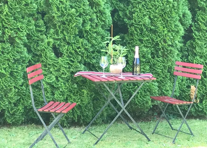 Winter Prestige מלון *